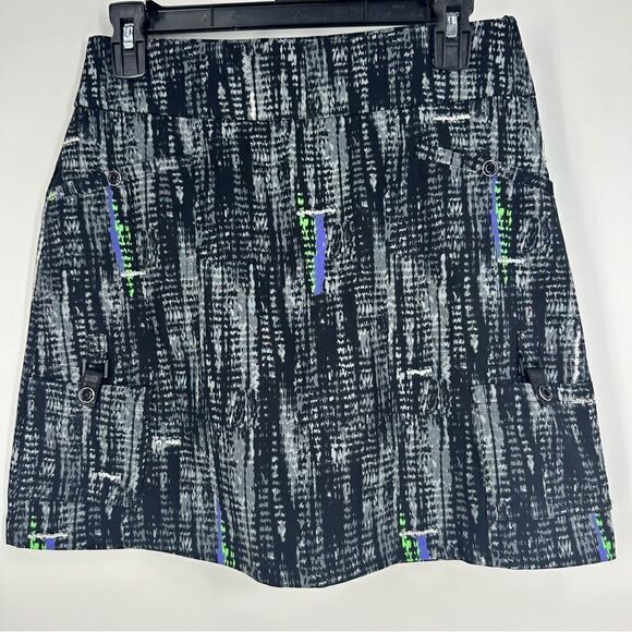 JAMIE SADOCK Women’s Black Abstract Printed Golf Skirt Sz 2 - Picture 1 of 7